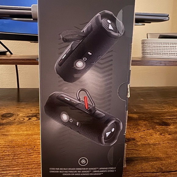 JBL Flip 7 Portable Speaker - Black - Picture 2 of 4